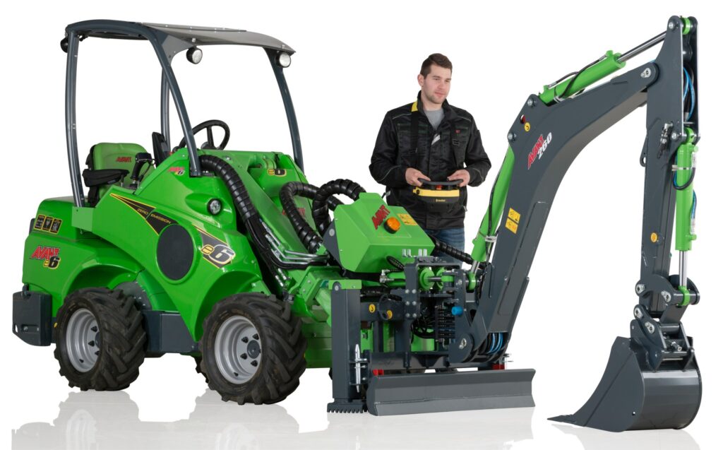 Kaevur-260-juhtpuldiga